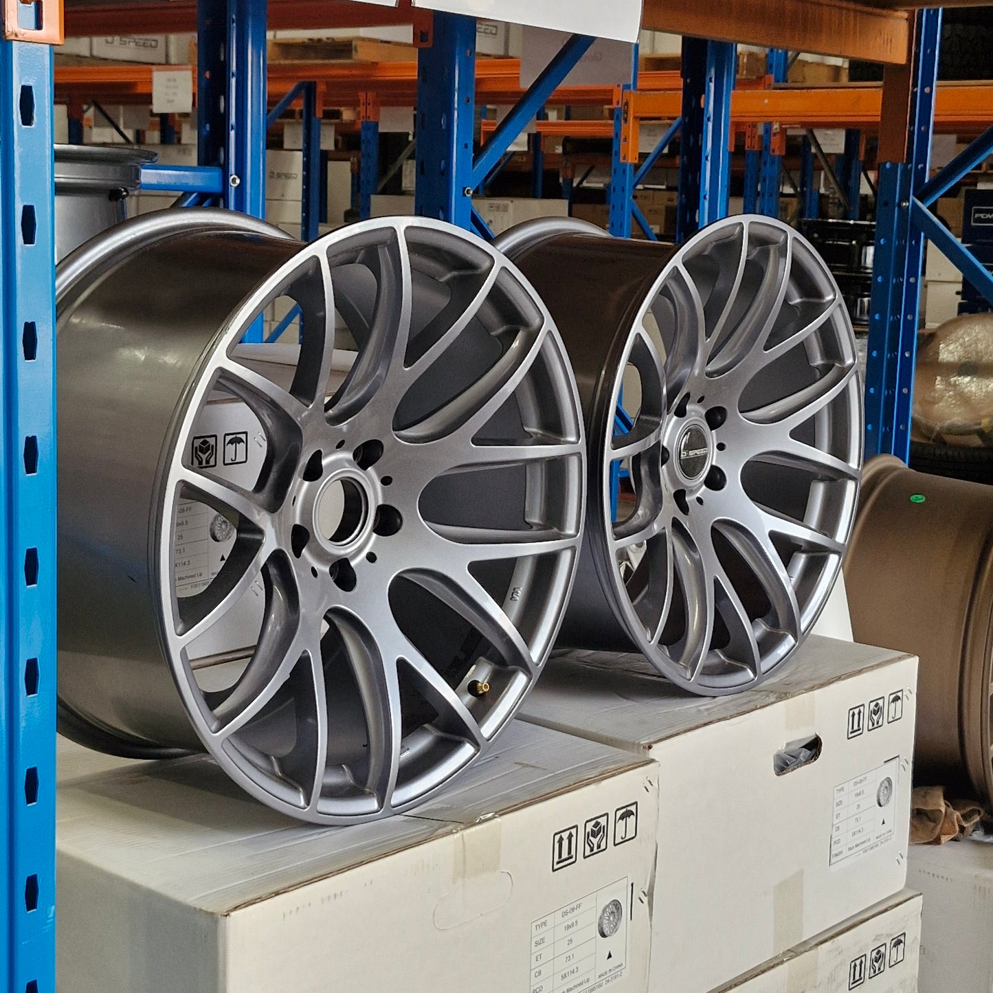 DS-05 19x9.5 +22 5x114.3 Grey PAIR (CLEARANCE ITEM)