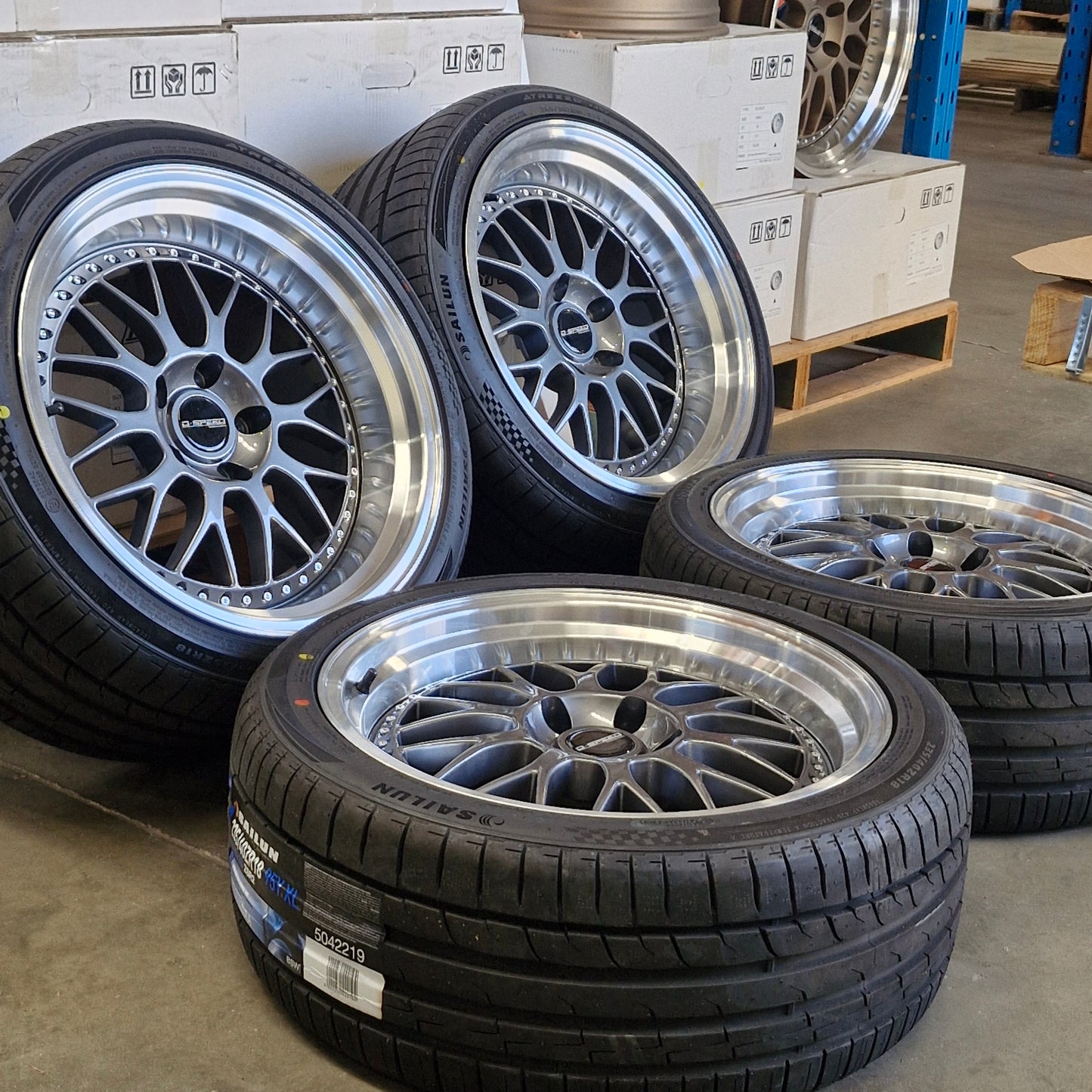 DS-06 18x8.5 +25 & 18x10.5 +22 Tyre package 5x114.3 Gunmetal (CLEARANCE ITEM)