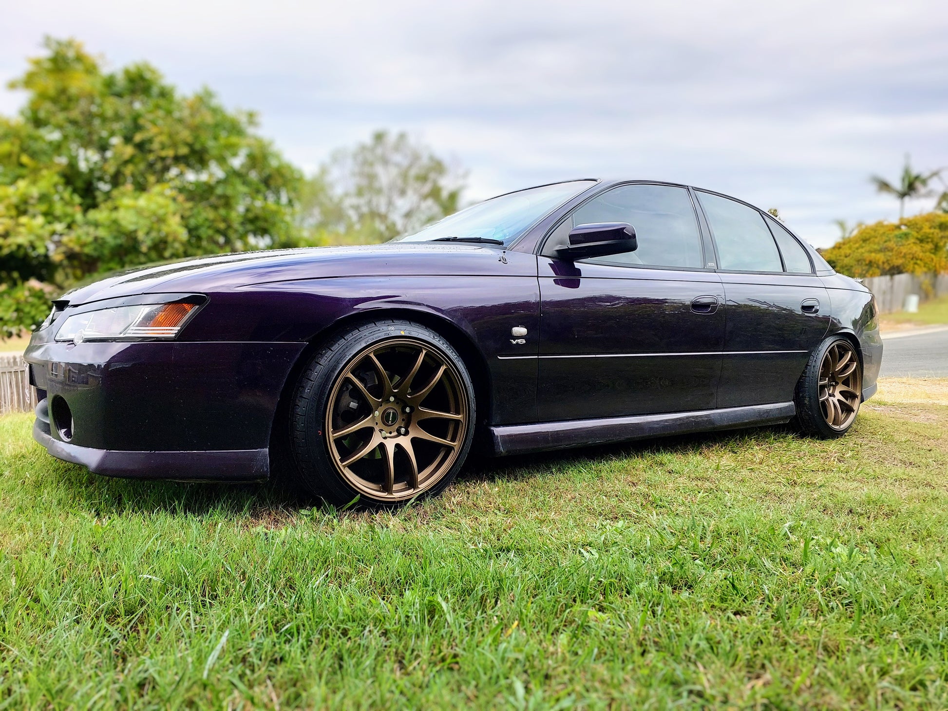 VY Commodore - D-Speed DS-02 18x9.5 +30