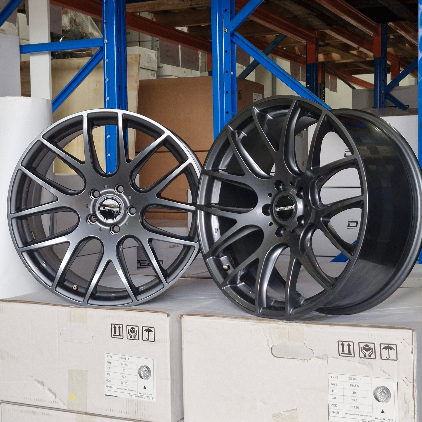 DS-05 19x8.5 +25 5x114.3 Gunmetal (CLEARANCE ITEM)