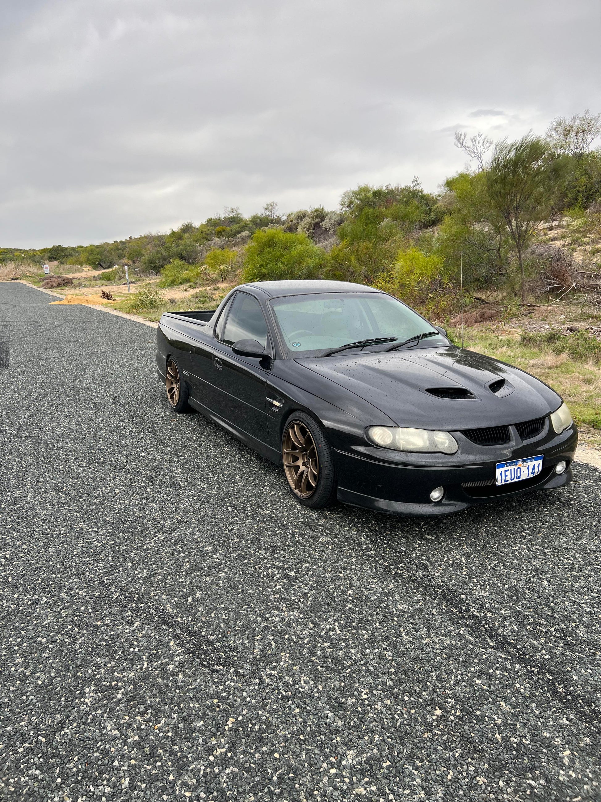 VU Commodore Ute - D-Speed DS-02 18x9.5 +30