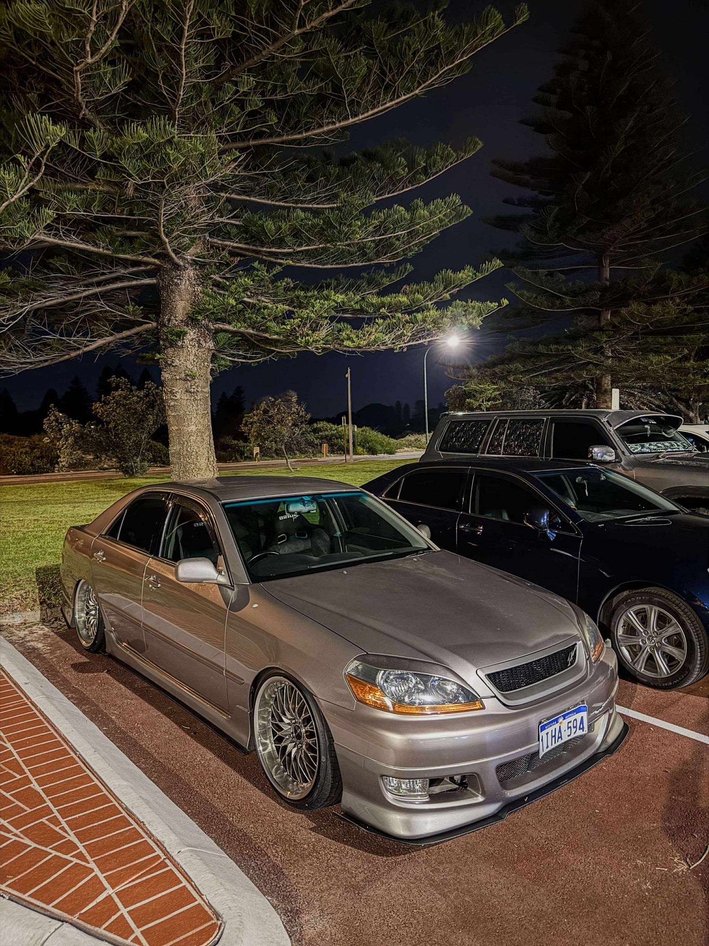 Toyota Crown - D-Speed DS-08-FF 19x9.5 +22