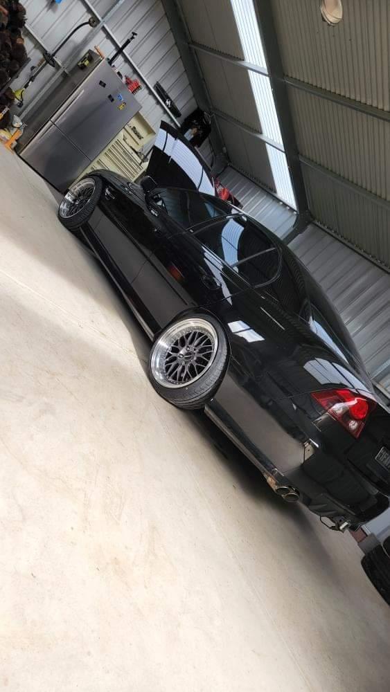 D-Speed DS-06 18X9.5 5x120 Wheel and tyre package