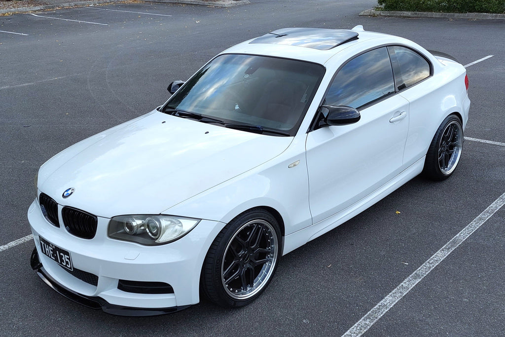 White BMW car parked in a parking lot wit D-Speed DSpeed DS-09 DS09 wheels 18inch 8.5 9.5 5x120