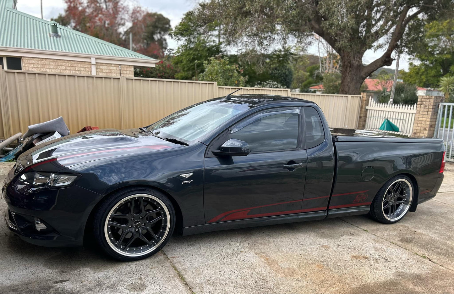 D-Speed  DS-09 19X9.5 +22 & 19x10.5 +22 5x114.3 Wheel and tyre package