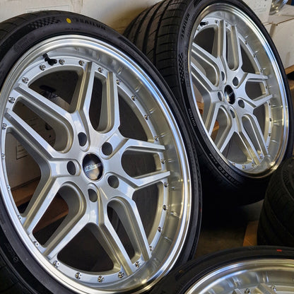 DS-09 19x8.5 +30 Tyre package 5x120 Silver (CLEARANCE ITEM)