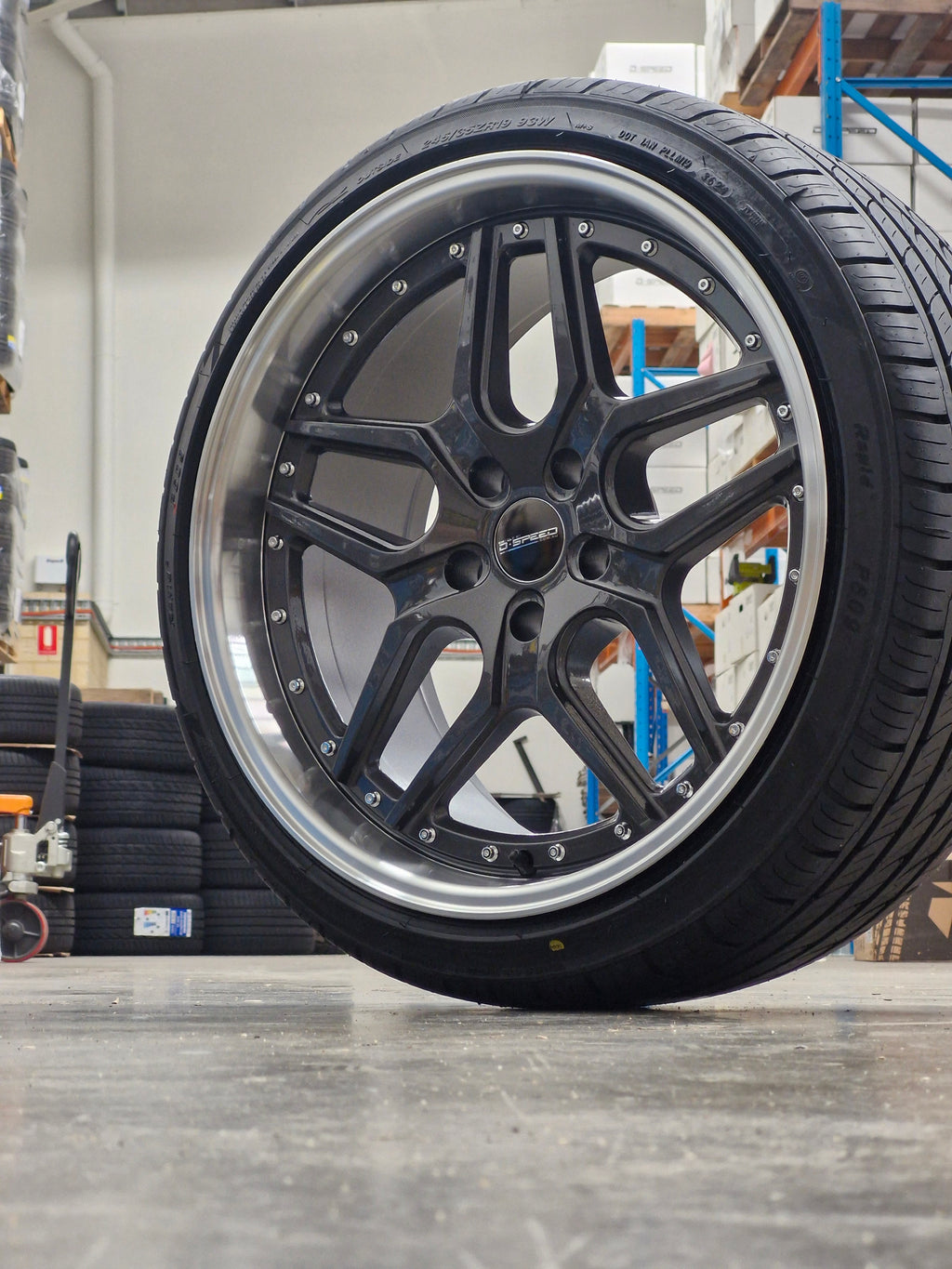 D-Speed  DS-09 19X9.5 +22 5x114.3 Wheel and tyre package