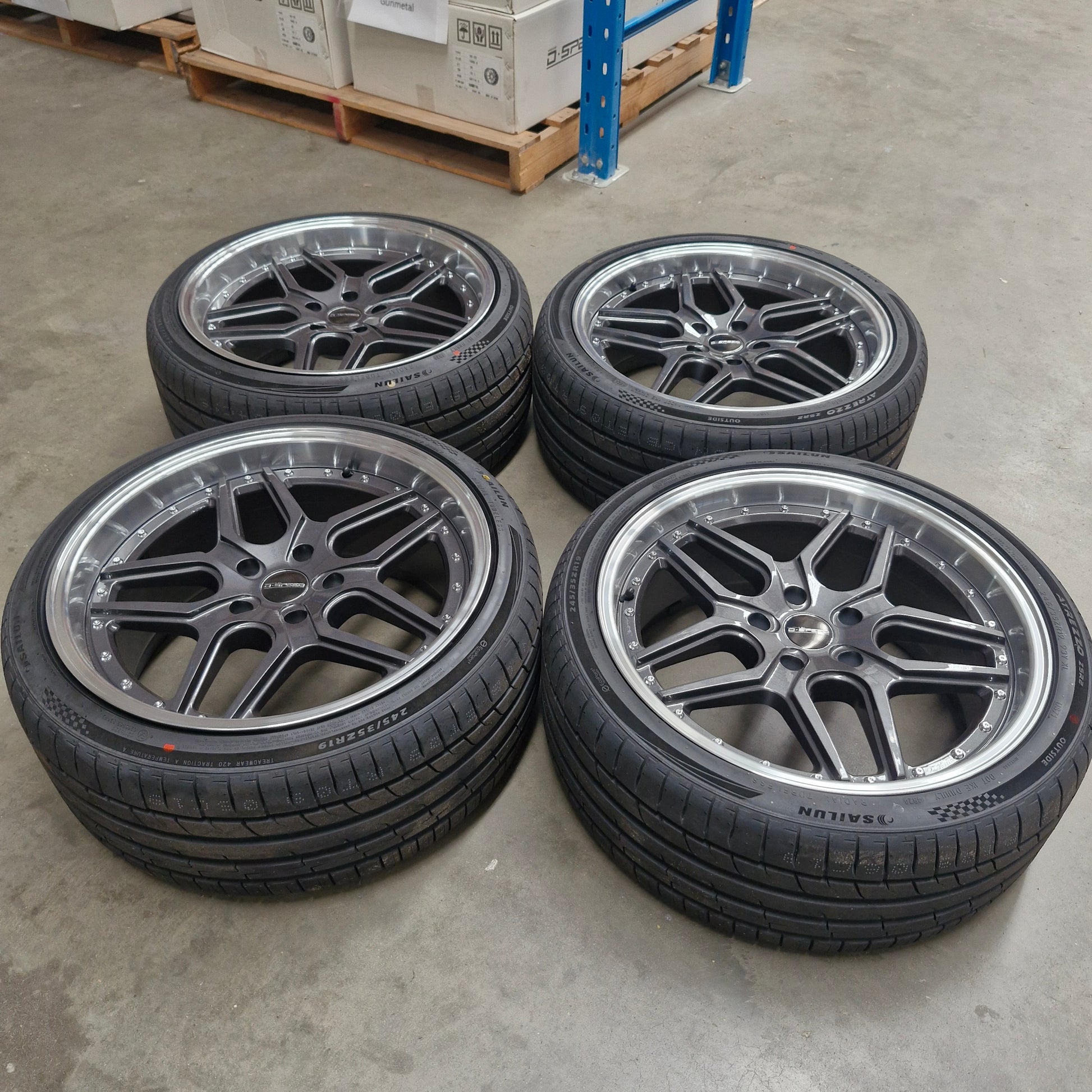 D-Speed  DS-09 19X8.5 +30 5x120 Wheel and tyre package