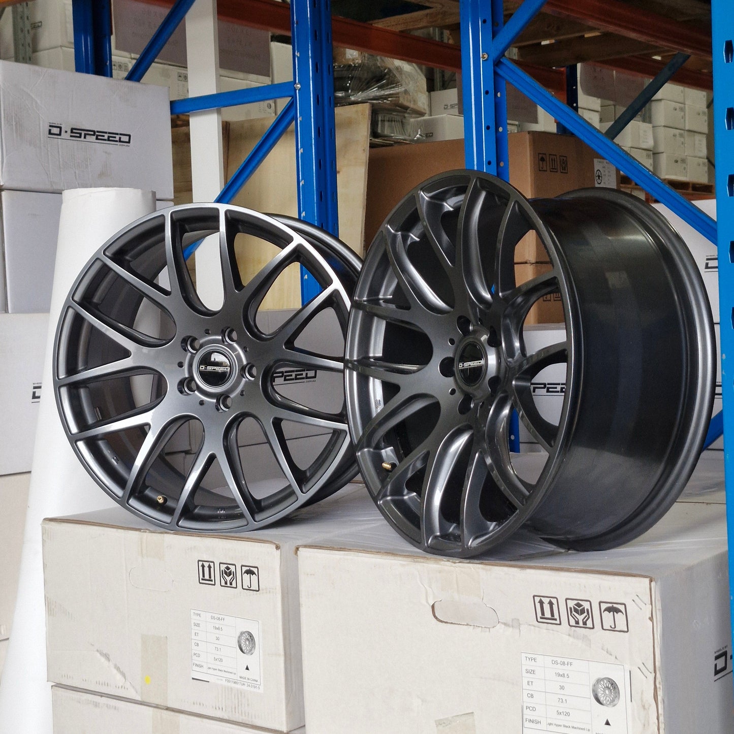 DS-05 19x8.5 +25 5x114.3 Gunmetal (CLEARANCE ITEM)