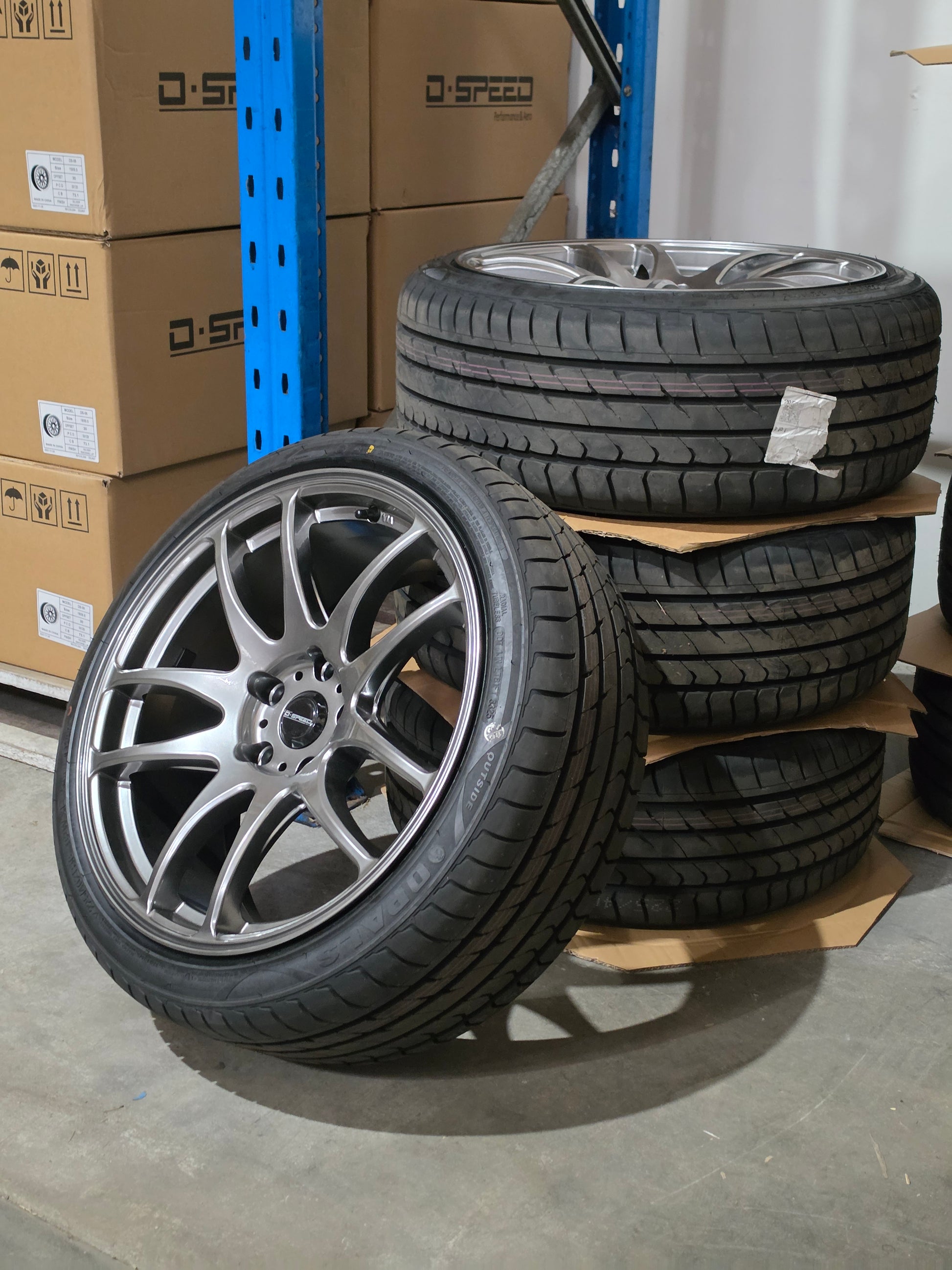 DS-02 18x8.5 +35 5x114.3 Shadow Chrome Tyre Package (CLEARANCE ITEM)
