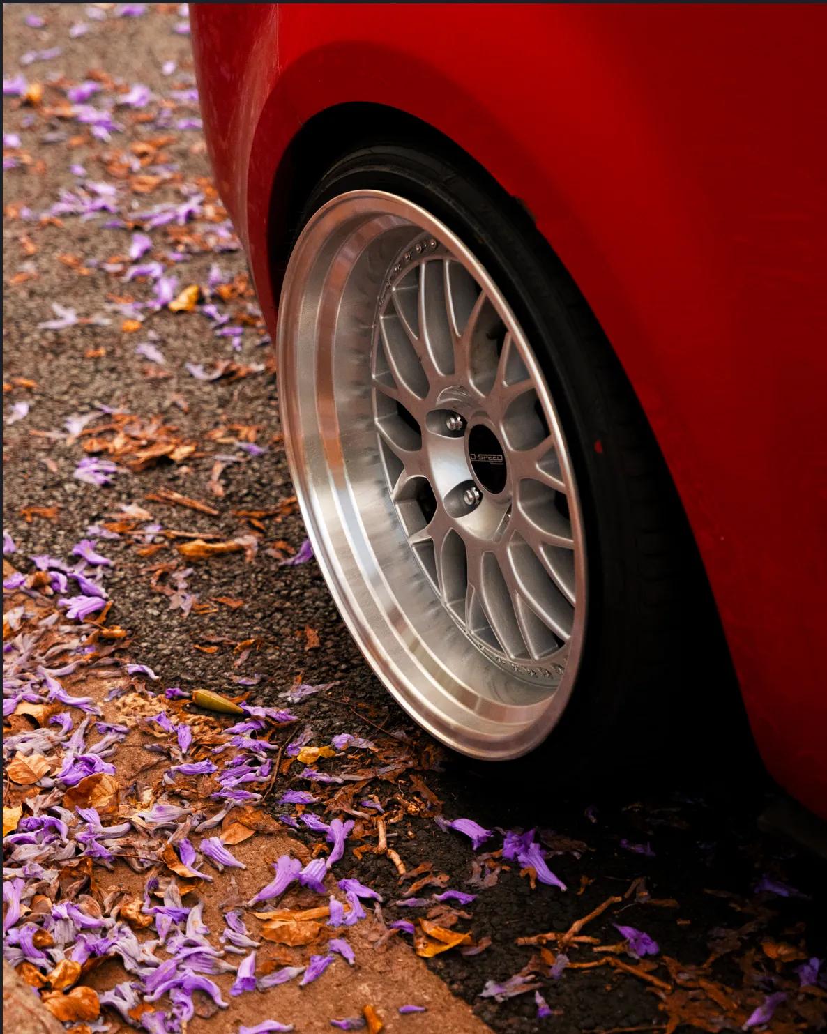 Red Kia Cerato on the streets lowered with dspeed d-speed DS-06 ds06 18x8.5 +35 5x114.3