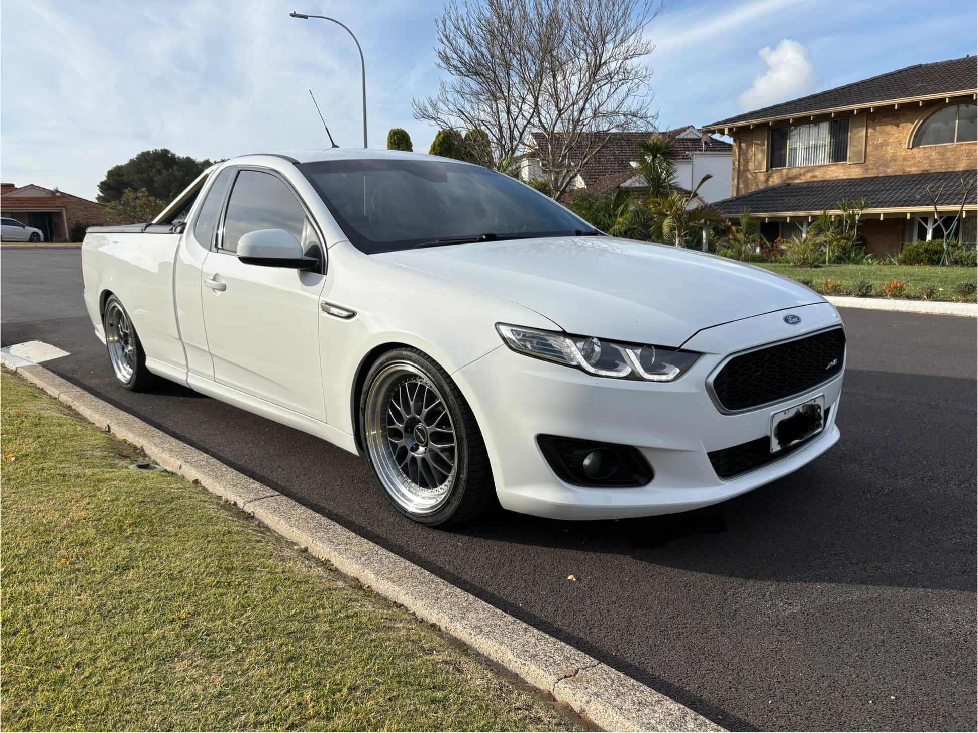 Ford Falcon FG XR6 Ute - D-Speed DS-06 19x8.5 & 19x9.5