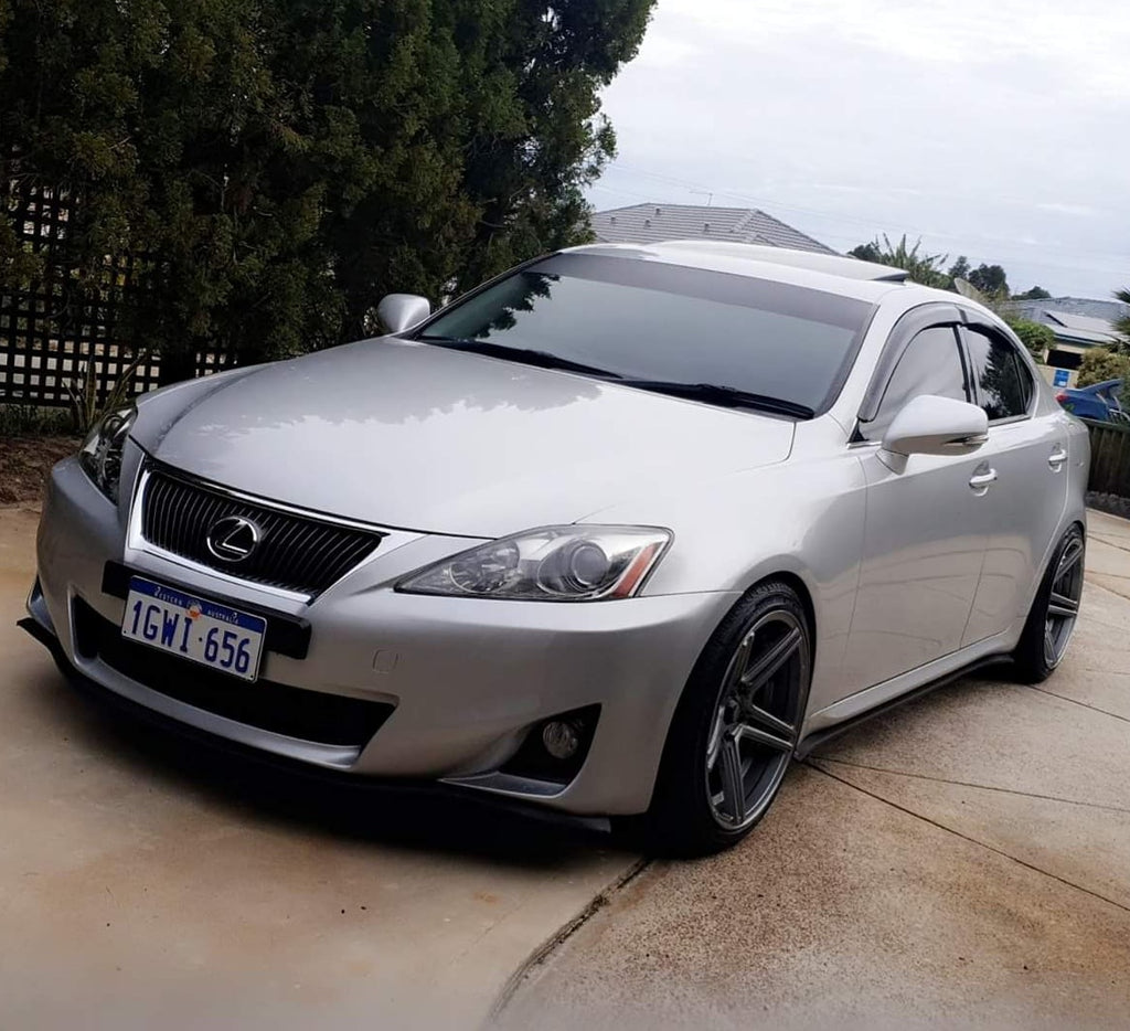D-Speed DS-03 18X9 5x114.3 Wheel and Tyre package