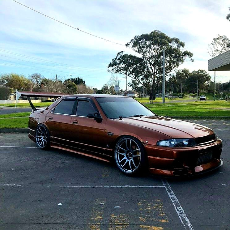 D-Speed DS-02 19x9.5 +25 5x114.3