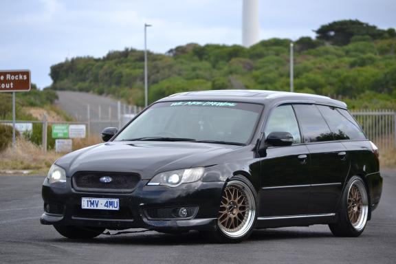 Subaru Liberty Wagon - DS-06 18x8.5 +30