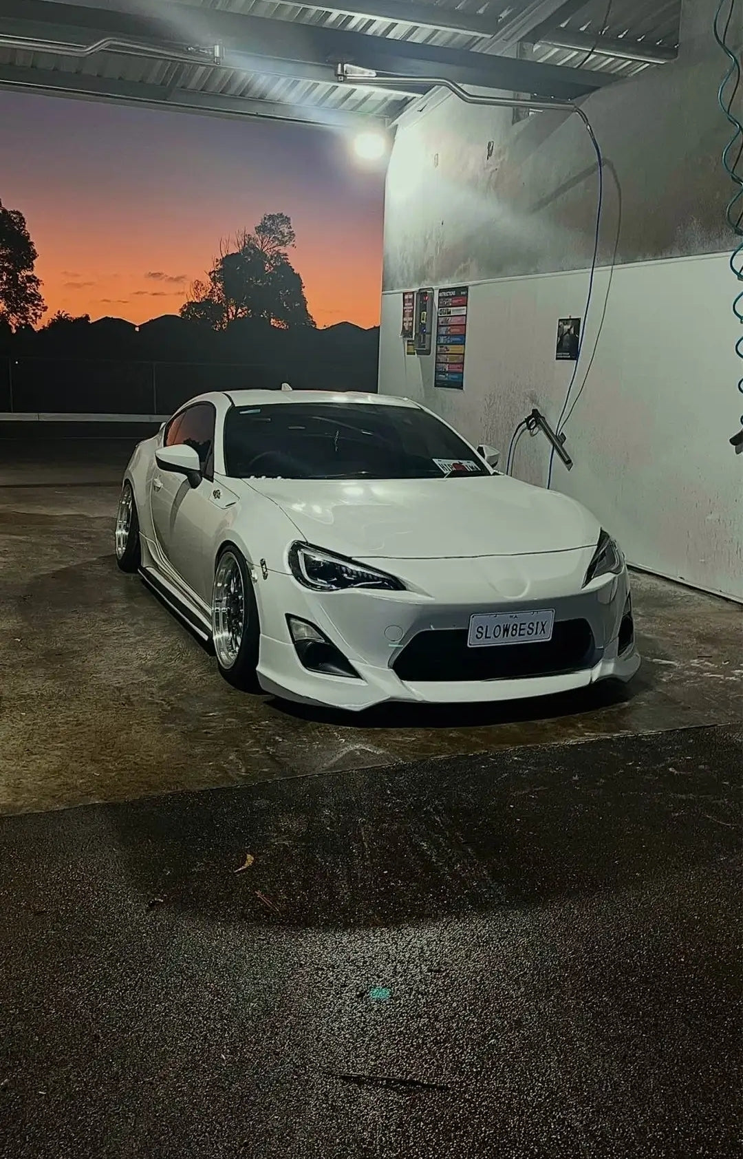 D-Speed  DS-06 18X8.5  5x100 +30 Wheel and tyre package