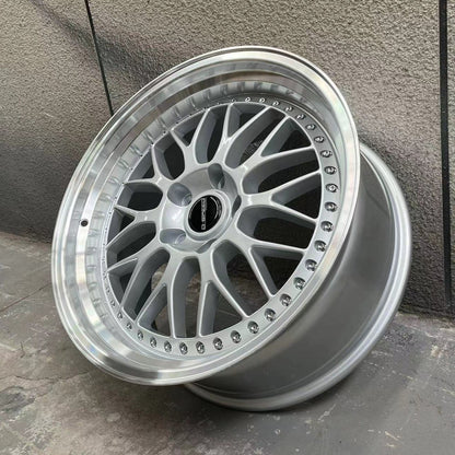 D-Speed  DS-06 19x8.5 +30 5x120