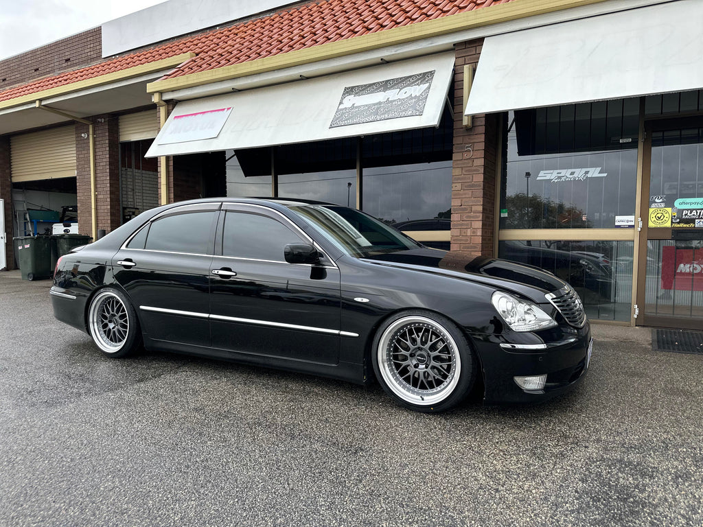 Toyota Crown -D-Speed DS-06 19x9.5 +25