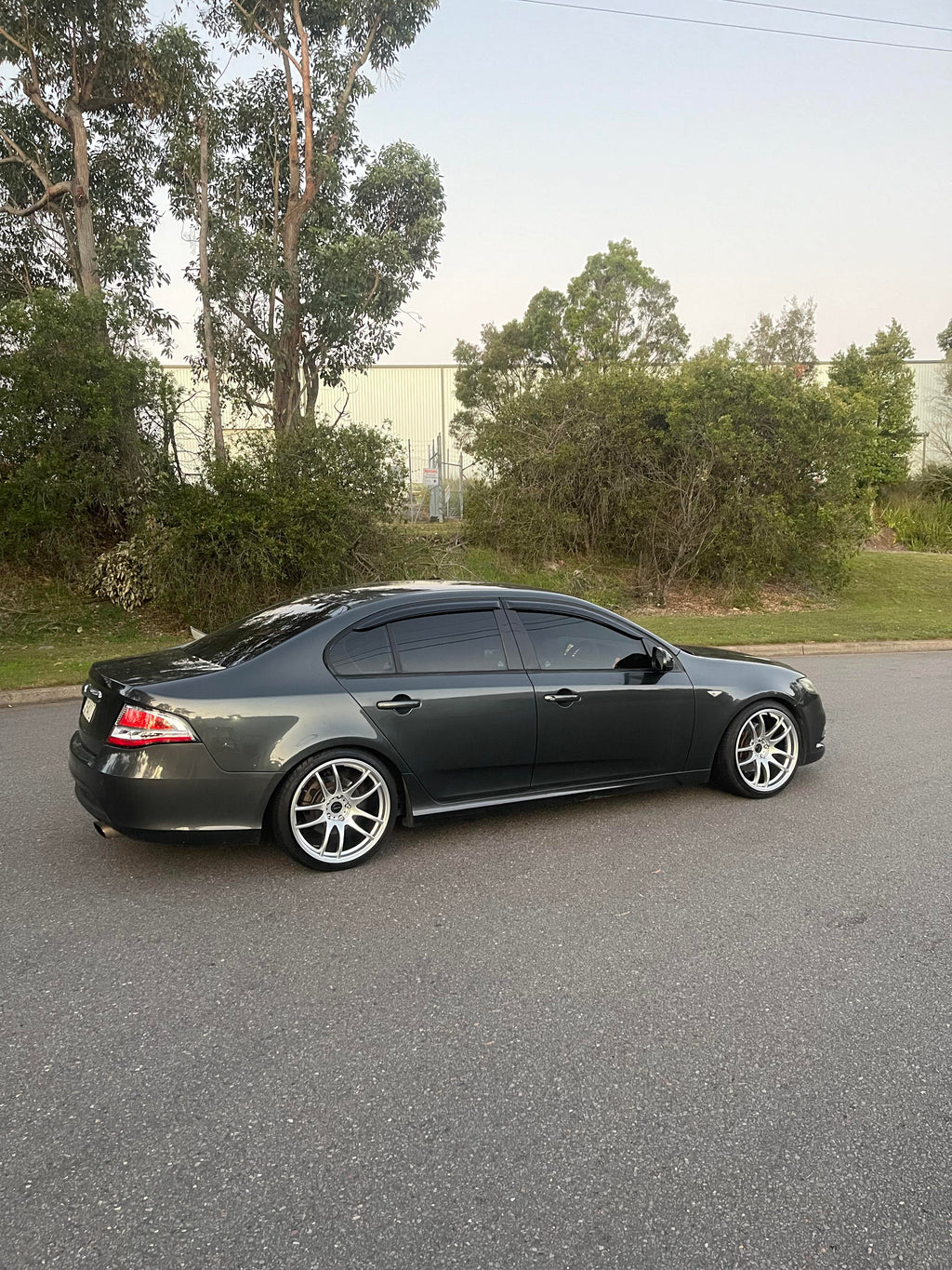 Ford FG Falcon - D-Speed DS-02 19x9.5 +25