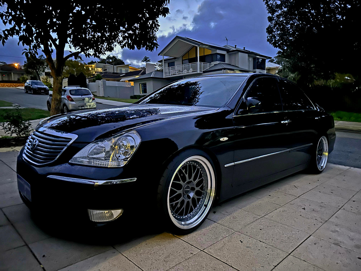 Toyota Crown -D-Speed DS-06 19x9.5 +25