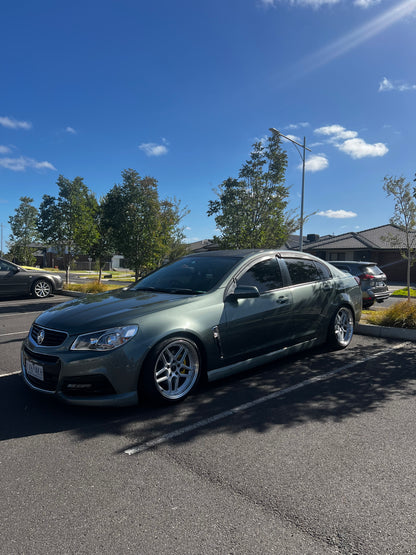 Holden Commodore VF - D-Speed DS-09 19x9.5 +35