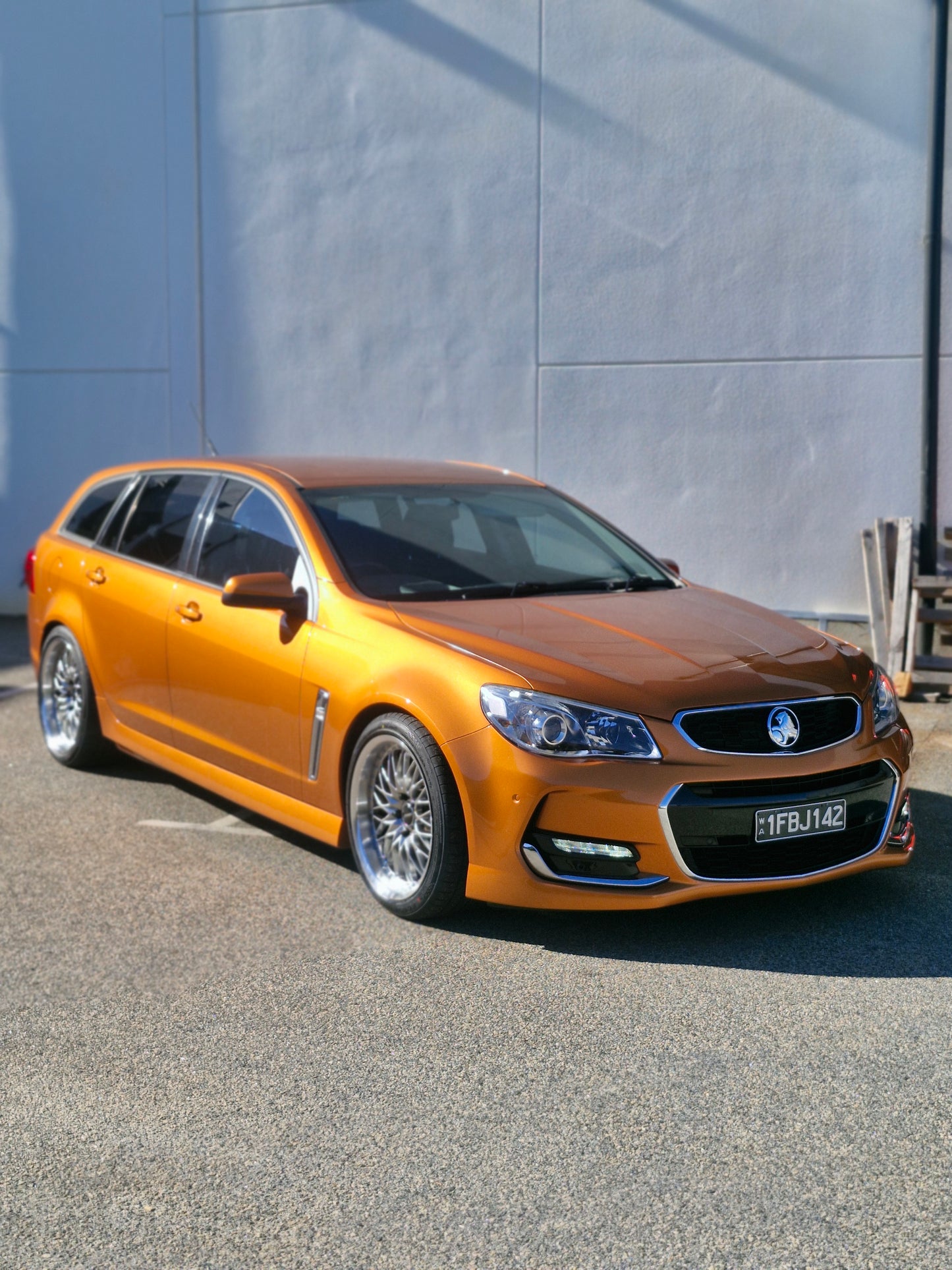 Holden Commodore VF - D-Speed DS-08-FF 19x9.5 +35