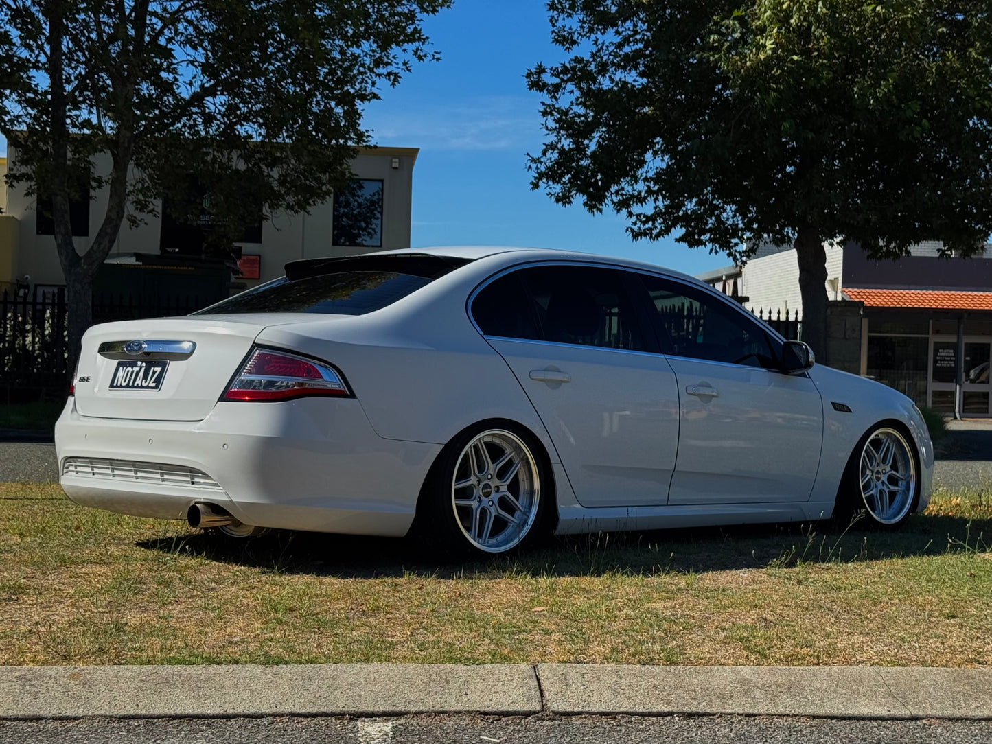 Ford Falcon FG - D-Speed DS-09 19x9.5 +25