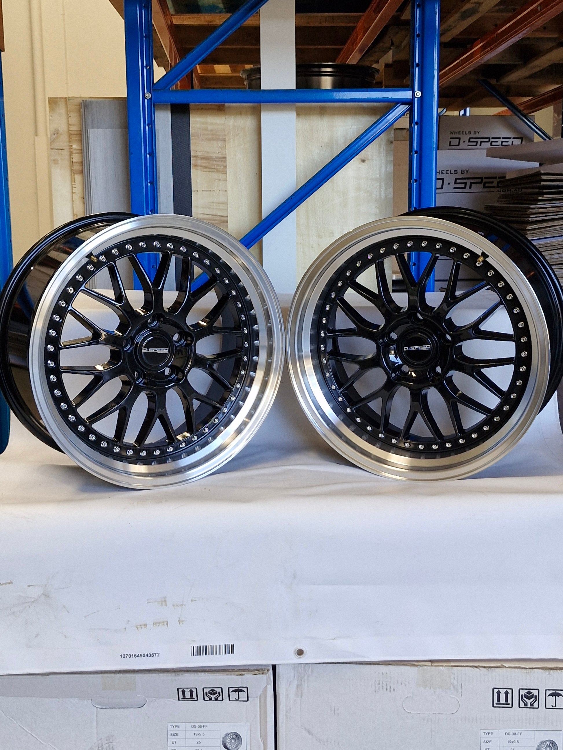 DS-06 19x8.5 +30 5x120 Gloss Black(CLEARANCE ITEM)