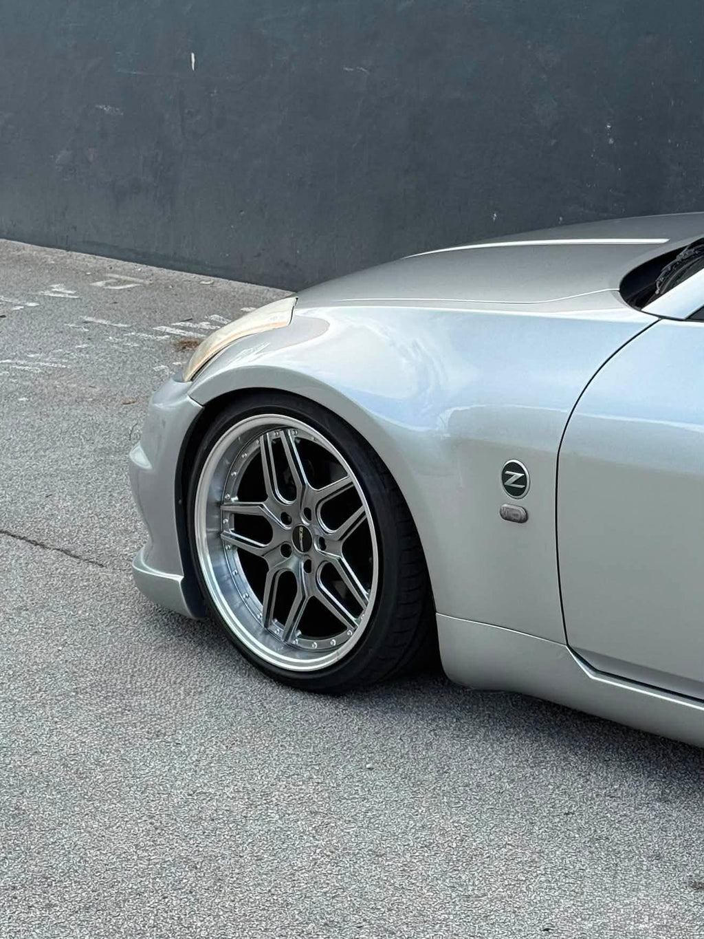 Nissan 350Z - D-Speed DS-09 19x9.5 & 19x10.5