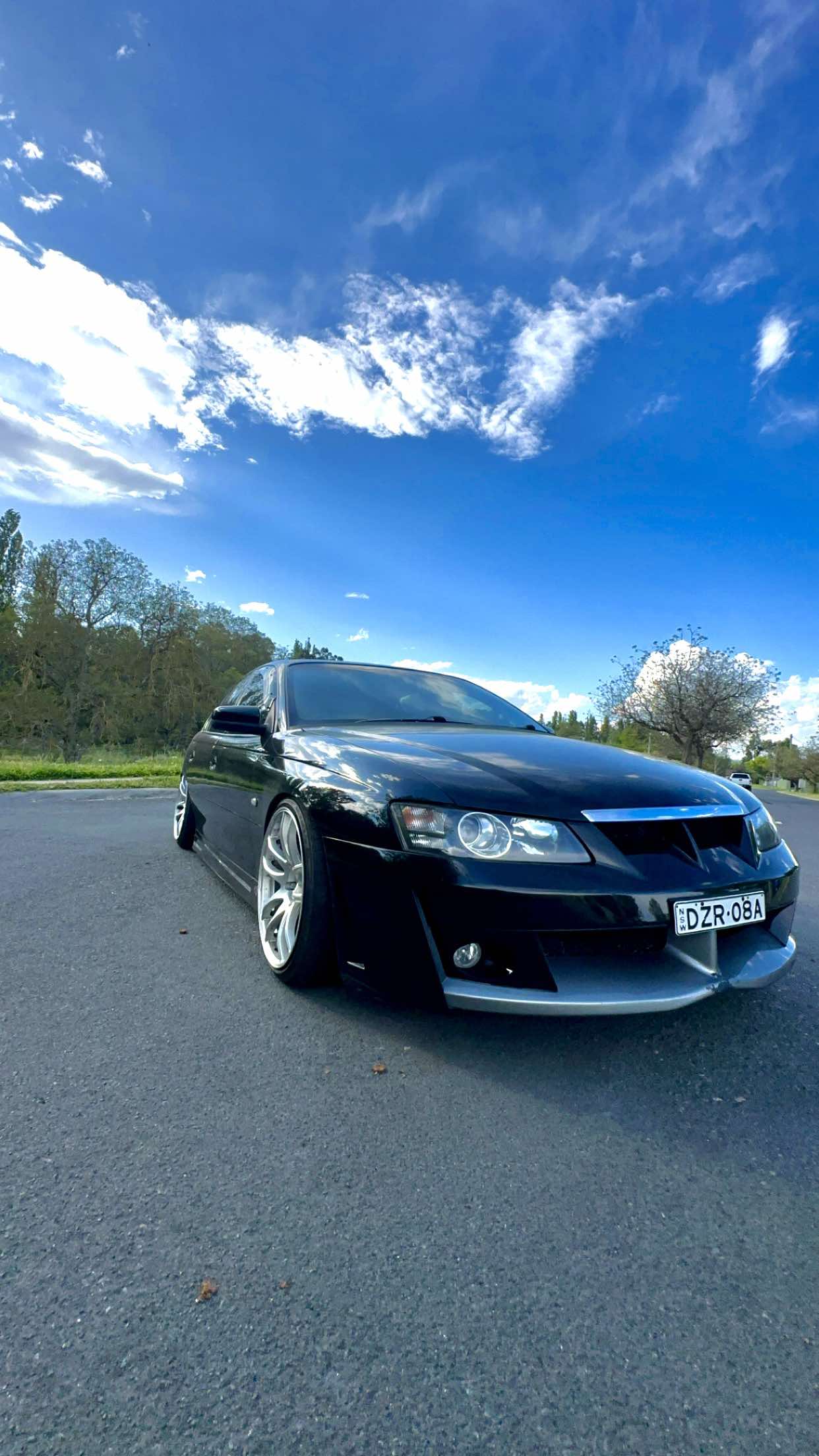 Holden Commodore HSV Clubsport - D-Speed DS-02 19x9.5 +25