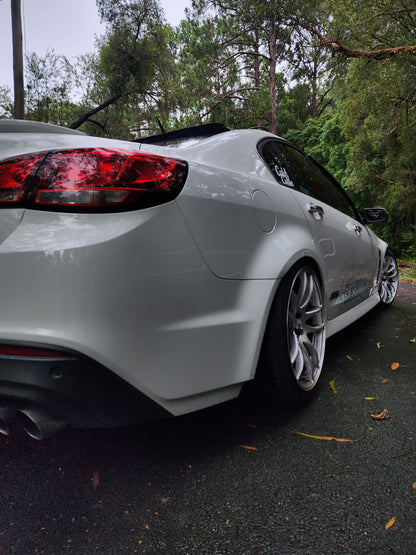 Holden VF Commodore Redline - D-Speed DS-02 19x9.5 +25