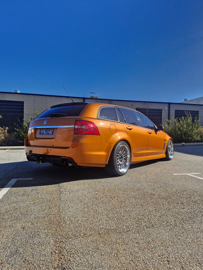 Holden Commodore VF - D-Speed DS-08-FF 19x9.5 +35