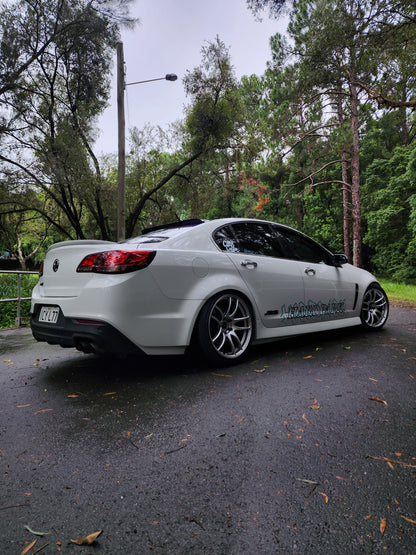 Holden VF Commodore Redline - D-Speed DS-02 19x9.5 +25