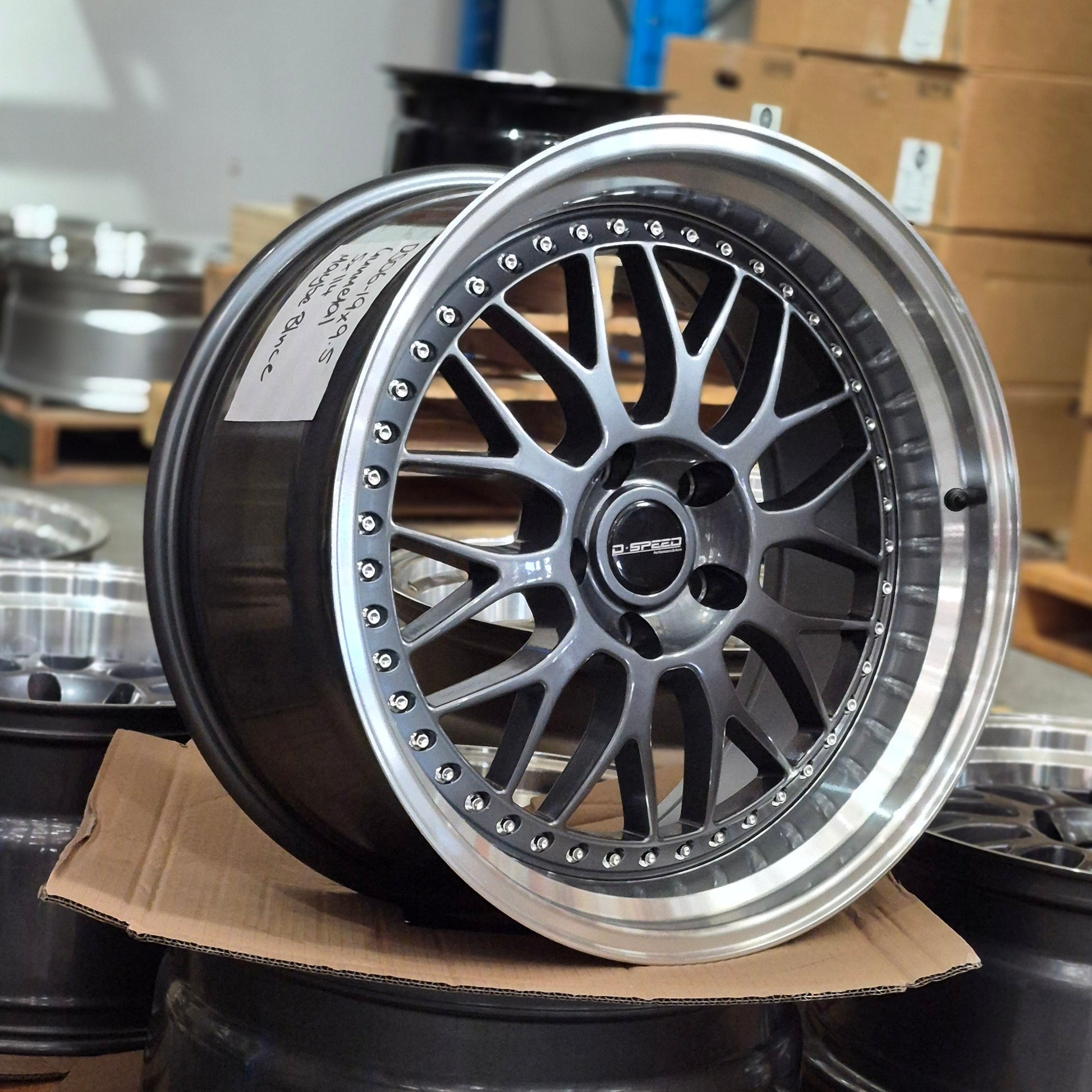DS-06 19x9.5 +22 5x114.3 Gunmetal (CLEARANCE ITEM) (Copy)