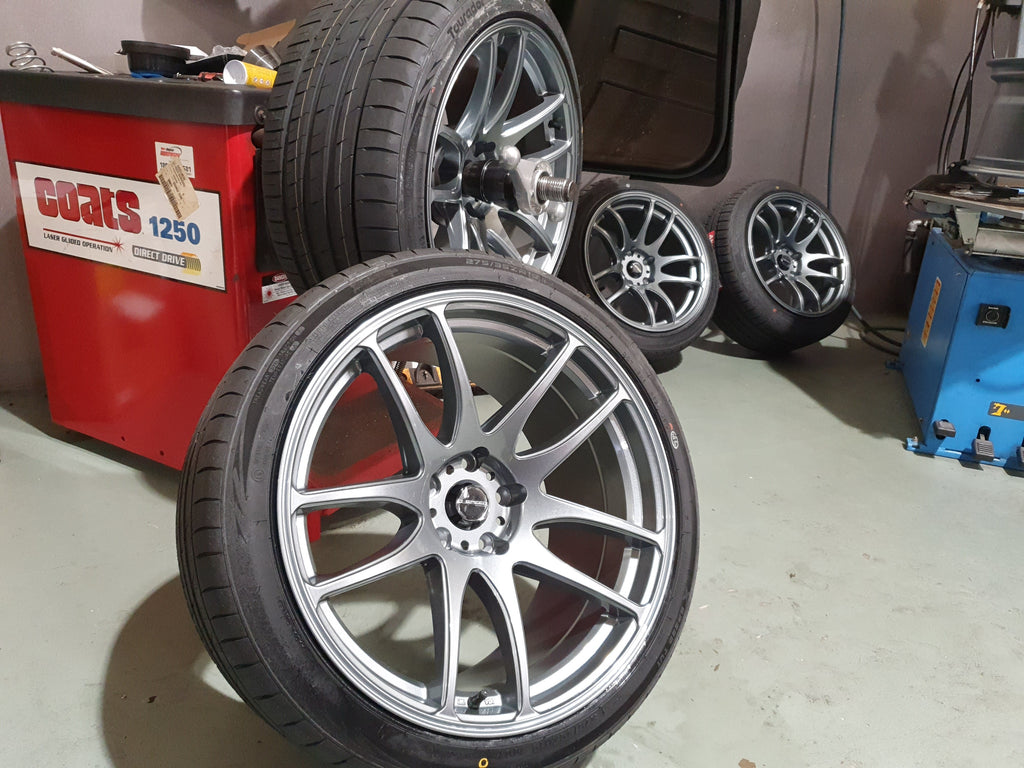D-Speed DS-02 19X9.5 & 10.5 STAGGERED 5X114.3 Wheel and tyre packages