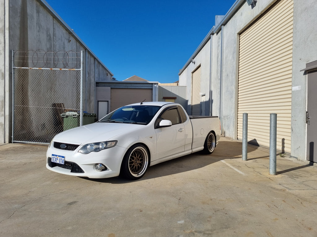 D-Speed  DS-06 19X8.5 +25 & 19x10.5 +22 5x114.3 Staggered Wheel and Tyre packages
