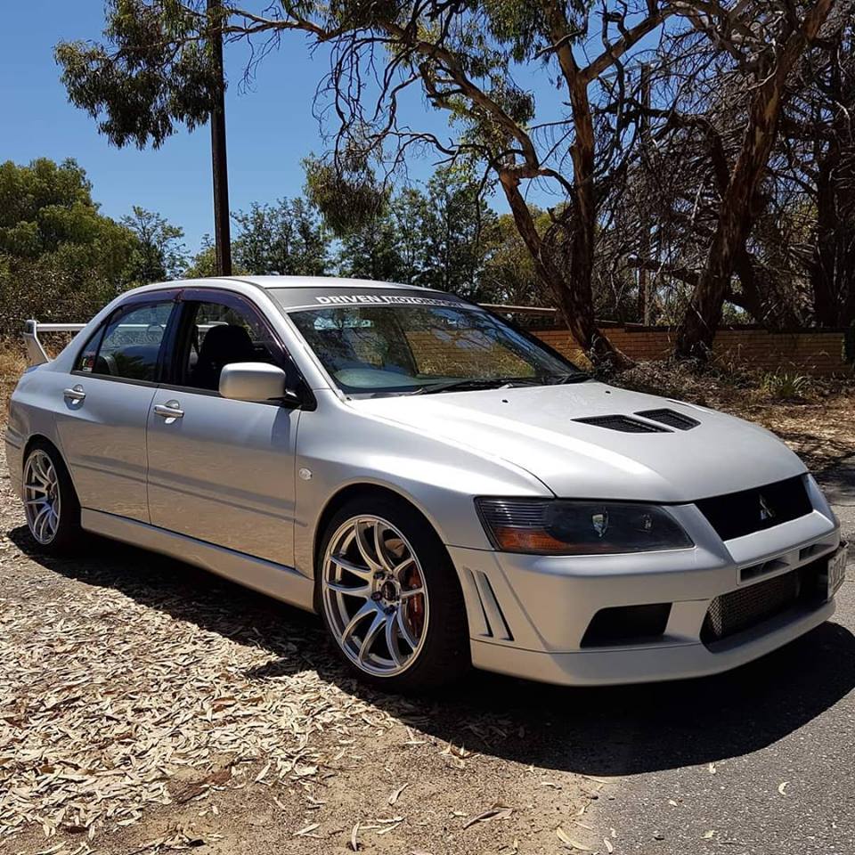 D-Speed DS-02 18x9.5 5x114.3  Wheel & Tyre Packages