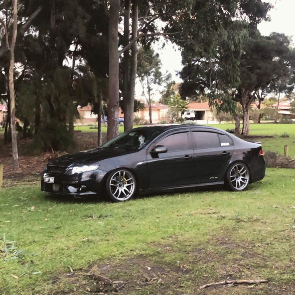 D-Speed DS-02 19x9.5 5x114.3 Wheel & Tyre Packages