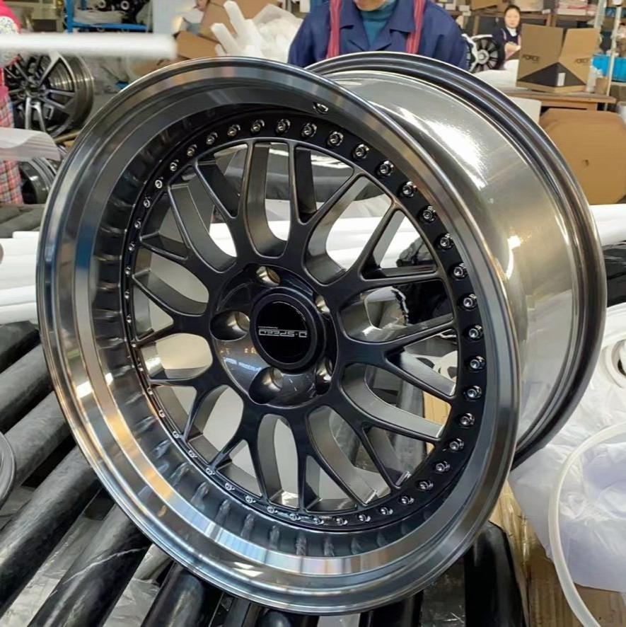 D-Speed  DS-06 18x8.5 +35 5x114.3