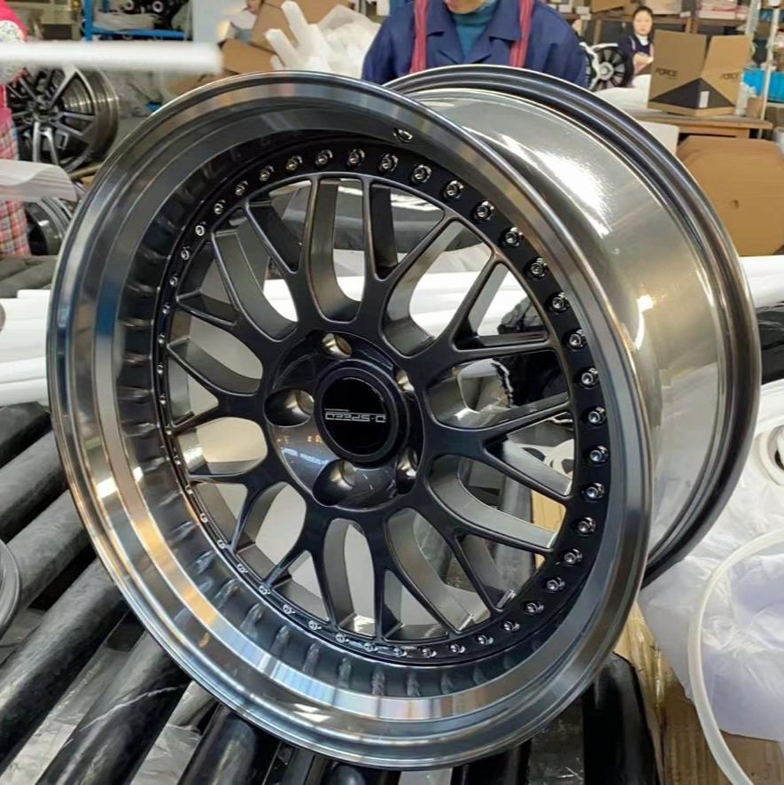 D-Speed  DS-06 18X8.5 + 30 5X100