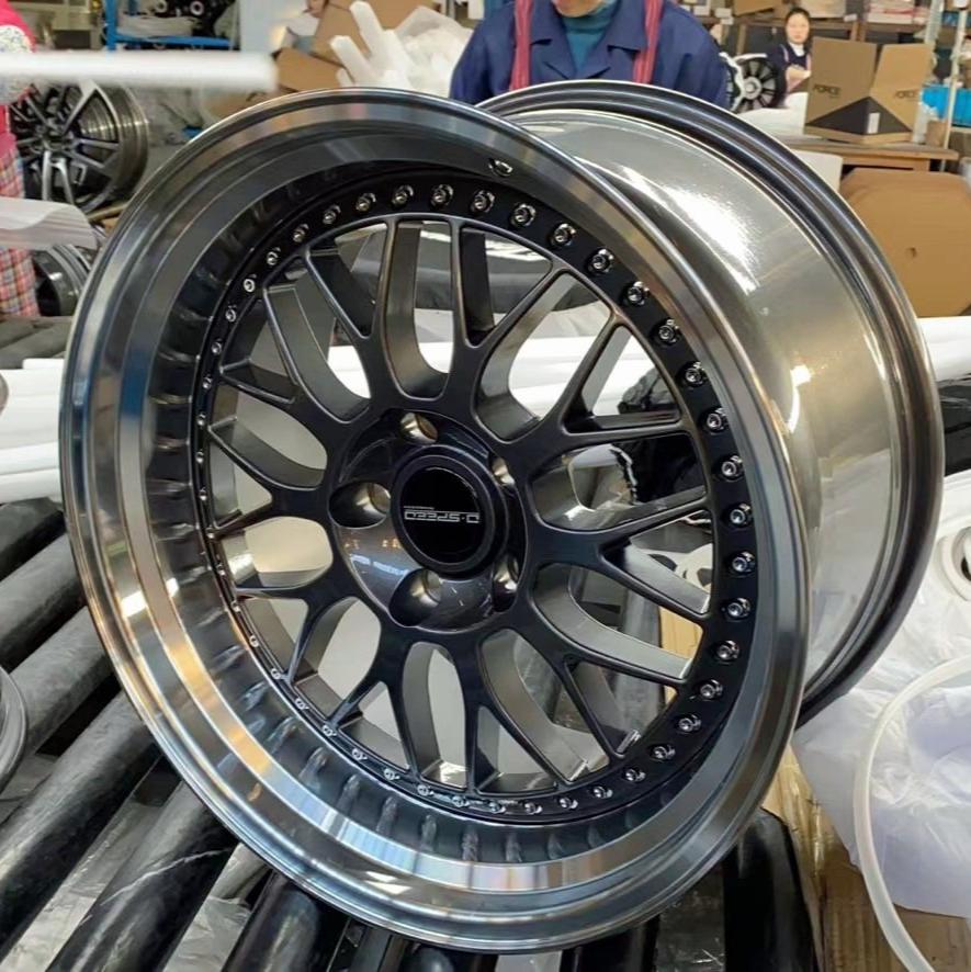D-Speed  DS-06 18x9.5 +22 5x114.3