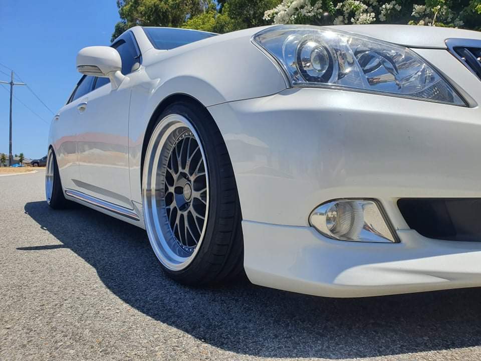 D-Speed  DS-06 19X8.5 +25 & 19x10.5 +22 5x114.3 Staggered Wheel and Tyre packages