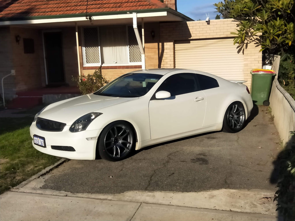 D-Speed DS-02 19X9.5 & 10.5 STAGGERED 5X114.3 Wheel and tyre packages
