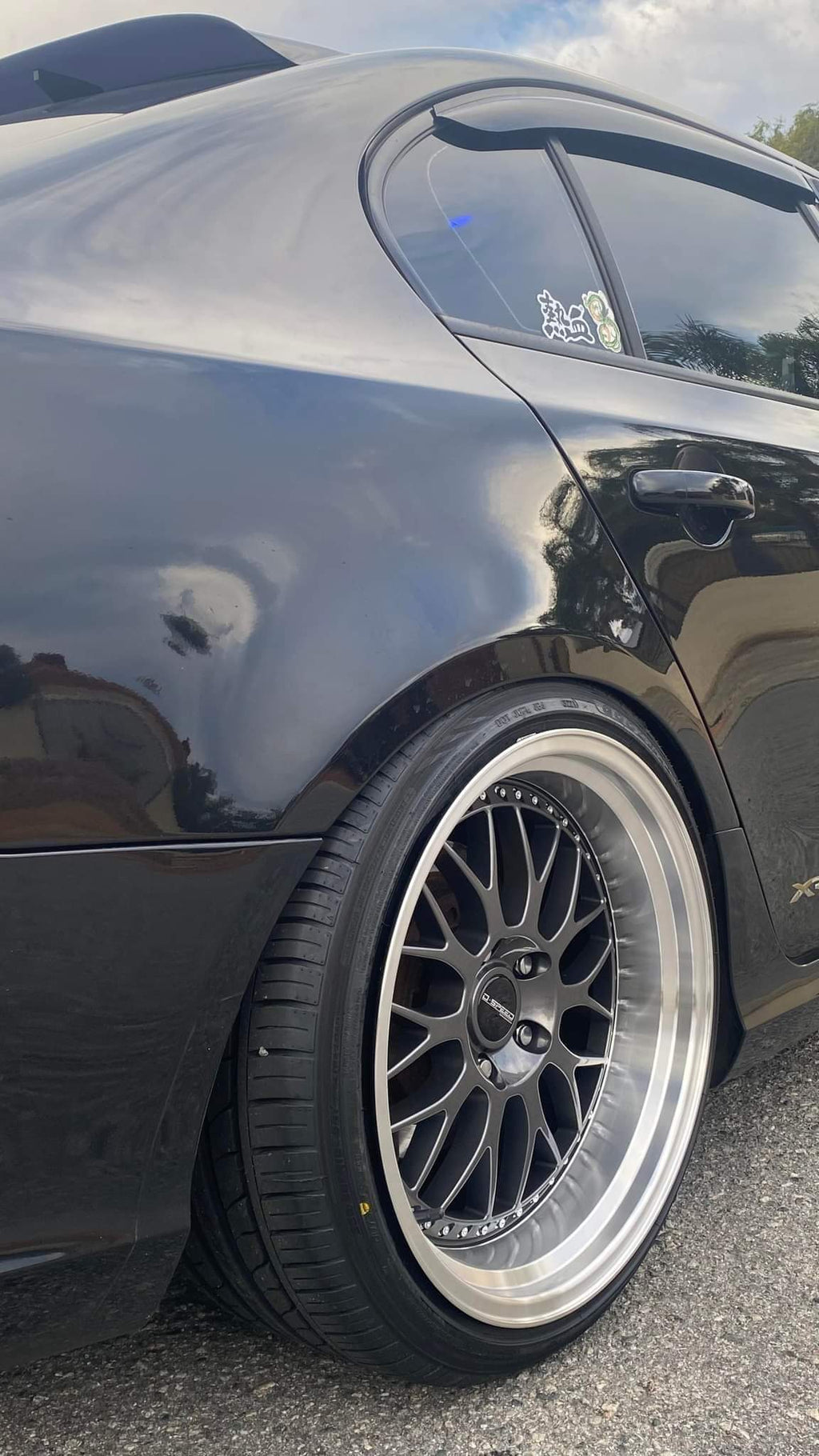 D-Speed  DS-06 19X9.5 5x114.3 Wheel and tyre package