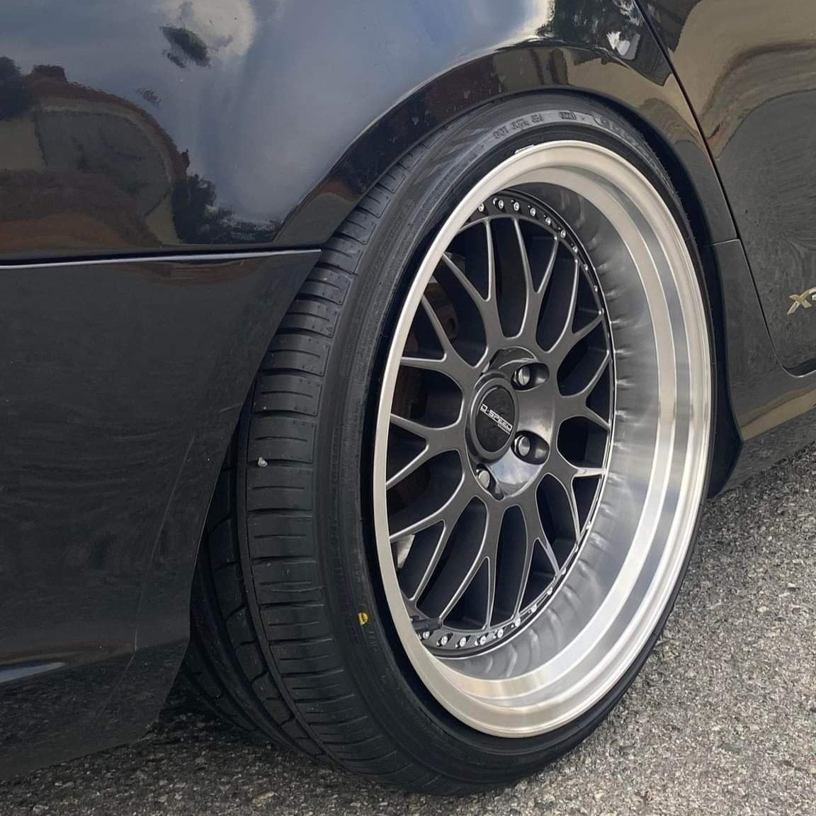 D-Speed  DS-06 18x9.5 +22 5x114.3